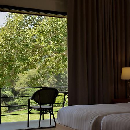 Отель Monlada Khaoyai Му-Си Экстерьер фото